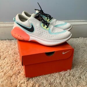 Nike Joyride Dual Run 9.5